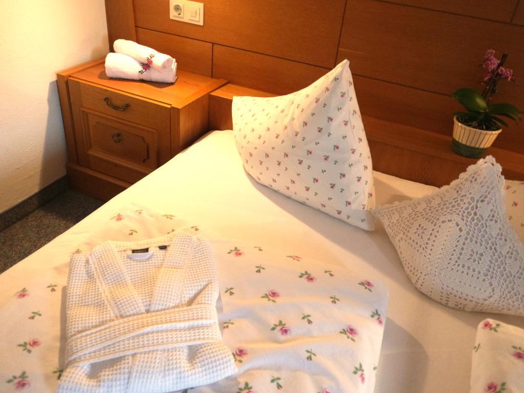 Haus Hoher Sattel Apartamento Leutasch Quarto foto